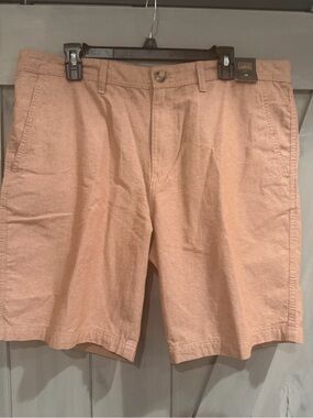 14th & Union Men's Peach Flat-Front Casual Shorts